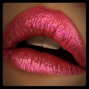 🎀💖” Fashion is a trend...”💖🎀